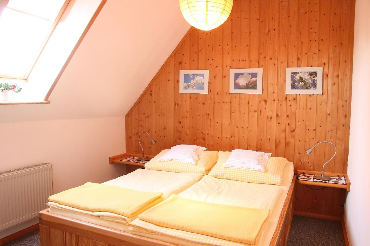 Ferienwohnungen Im Altbauernhaus Hohendorf  Buitenkant foto